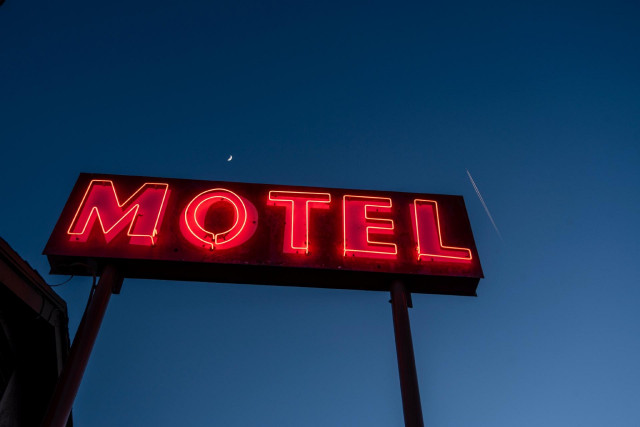 Após briga com travesti em motel, homem passa mal e morre em Cuiabá | RDNEWS - Portal de notícias de MT